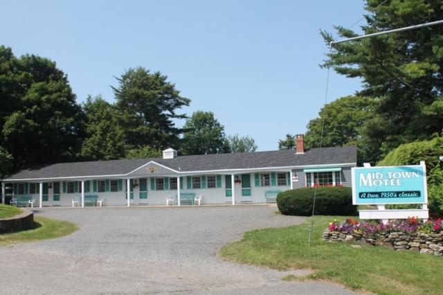 Mid-Town Motel Boothbay Harbor Bagian luar foto